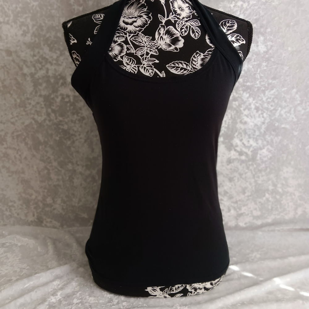 Venus Black Top